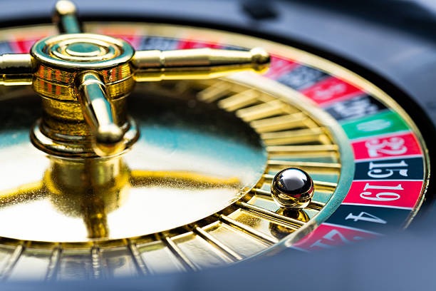 Domino QQ game table interface on live slot168 mobile app