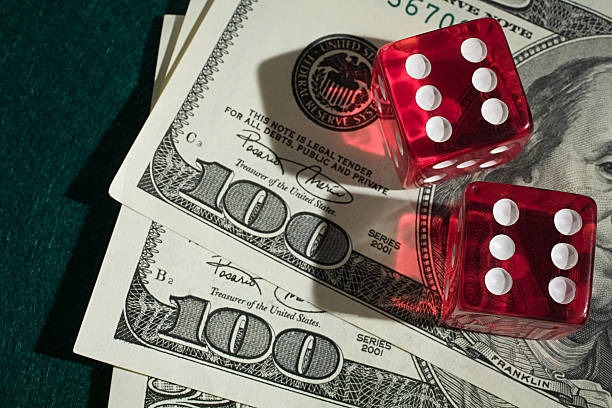 Mobile phone screen showing Lightning Roulette betting interface with multiplier numbers highlighted